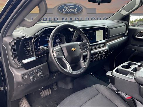 Used 2022 Chevrolet Silverado 1500 LT AWD/4WD image 14