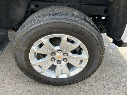 Used 2021 Chevrolet Colorado LT w/ Fleet Safety Package AWD/4WD image 47