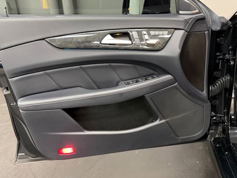 Used 2017 Mercedes-Benz CLS 550 image 19