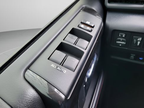 Certified 2023 Toyota 4Runner TRD Off-Road image 28