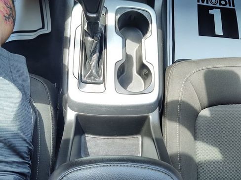 Used 2019 Chevrolet Colorado LT AWD/4WD image 31