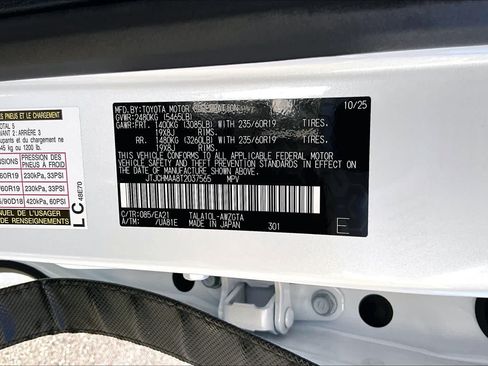 Used 2026 Lexus RX 350 Premium w/ Accessory Package (2T) FWD image 35