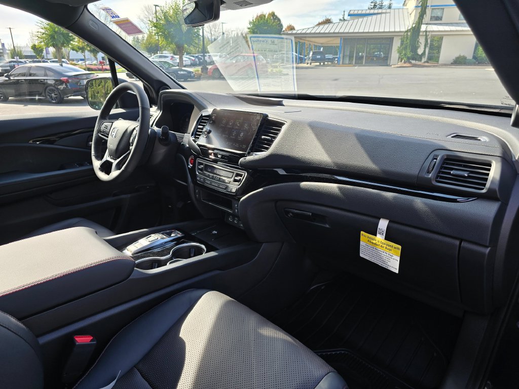 Certified 2026 Honda Ridgeline Black Edition image 4