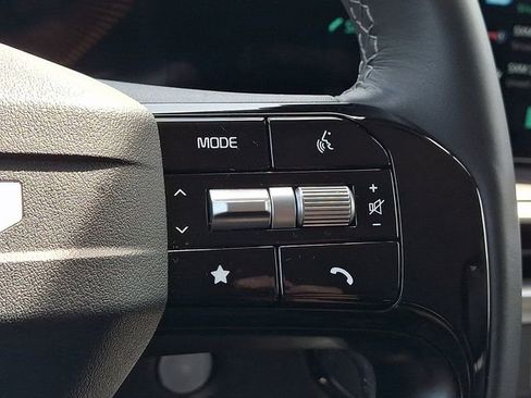 Certified 2026 Kia Sorento EX AWD/4WD image 22