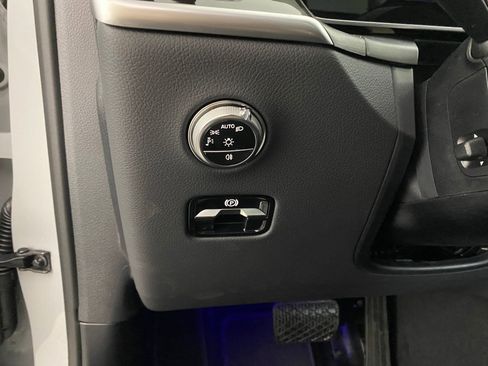 Used 2026 Mercedes-Benz GLC 300 4MATIC image 18