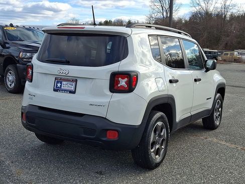 Used 2017 Jeep Renegade Sport w/ Power & Air Group image 11
