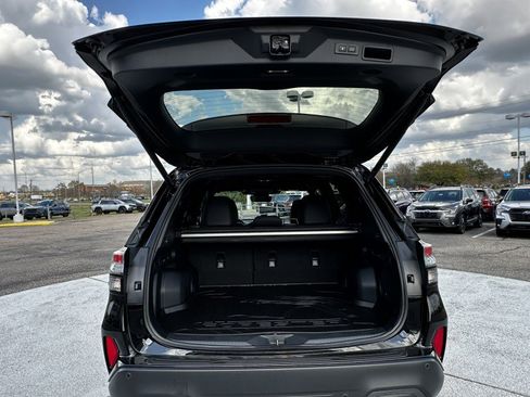 Used 2026 Subaru Forester Limited image 9