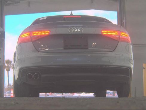 Used 2016 Audi A4 2.0T Premium image 4