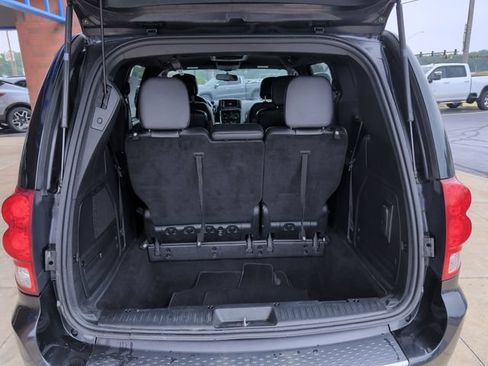 Used 2013 Dodge Grand Caravan R/T w/ Driver Convenience Group FWD image 20