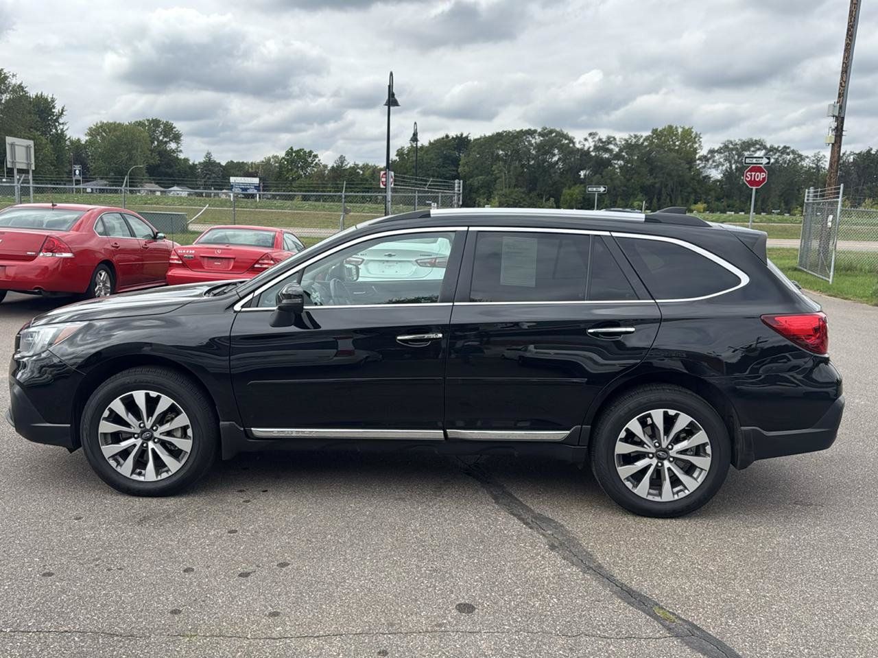 Used 2018 Subaru Outback 2.5i Touring AWD/4WD image 8