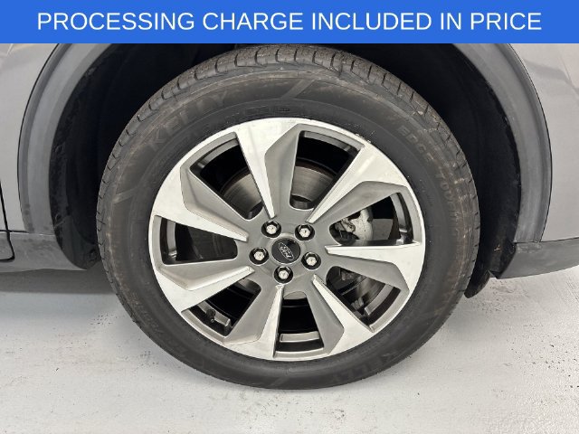 Certified 2025 Ford Escape Platinum AWD/4WD image 2
