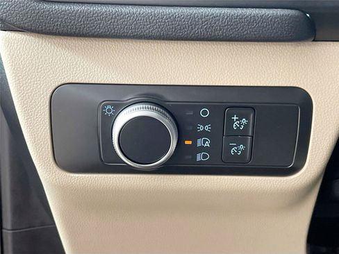 Used 2021 Ford Escape SE AWD/4WD image 14