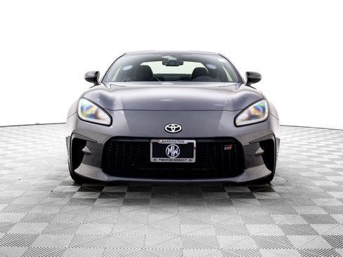 Used 2023 Toyota GR86 Premium w/ ALL Weather Mat Package (TMS) image 9