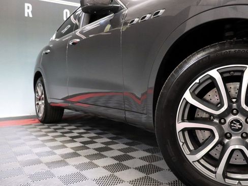 Used 2021 Maserati Levante S AWD/4WD image 76