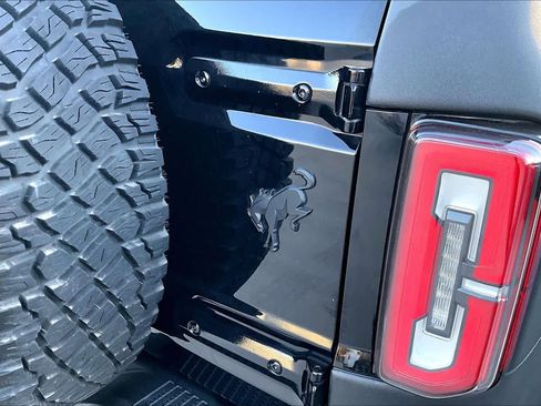 Certified 2023 Ford Bronco Badlands image 9