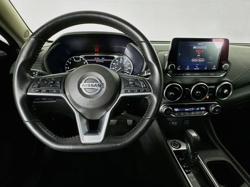 Used 2020 Nissan Sentra SV w/ Trunk Package FWD image 10