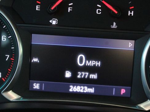 Used 2022 Chevrolet Traverse LT w/ LPO, Floor Liner Package AWD/4WD image 3