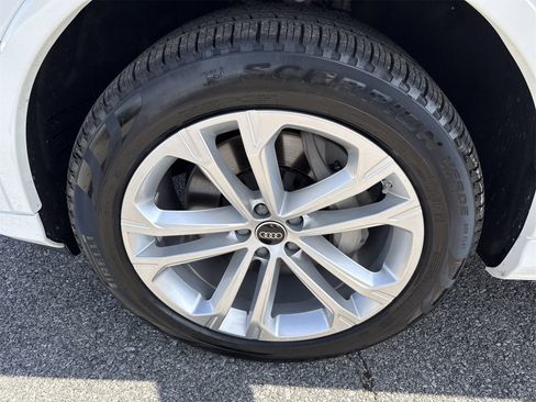 Used 2025 Audi Q7 3.0T Premium Plus image 50