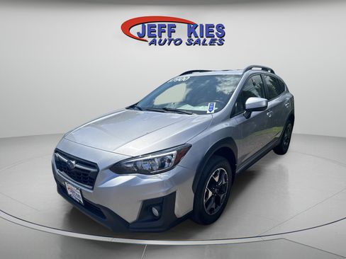 Used 2019 Subaru Crosstrek 2.0i Premium w/ Moonroof Package AWD/4WD image 1