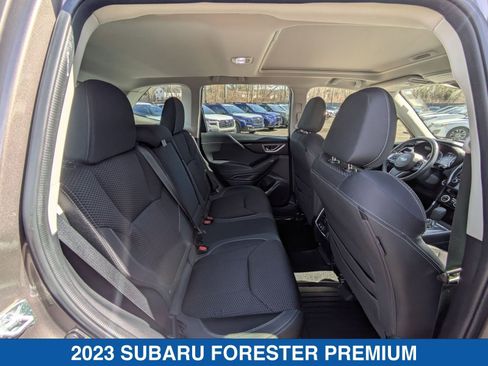 Used 2023 Subaru Forester Premium image 35
