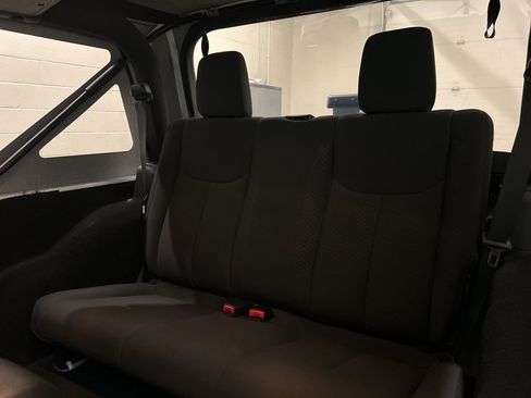 Used 2018 Jeep Wrangler Sport w/ Quick Order Package 24W image 8