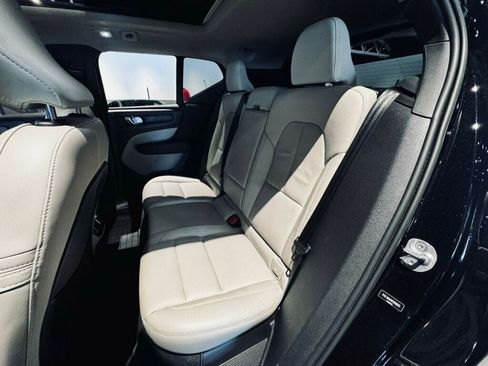 Used 2023 Volvo XC40 B5 Plus w/ Driver Assist Package AWD/4WD image 21