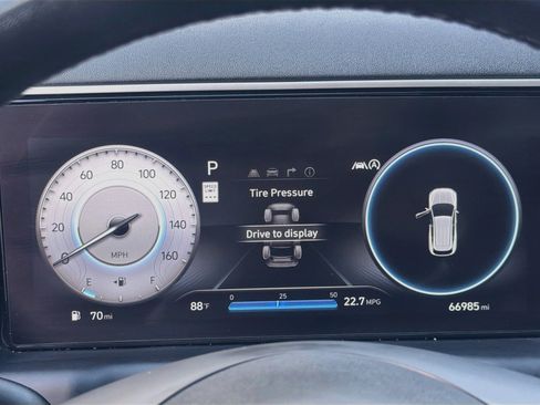Used 2022 Hyundai Tucson Limited FWD image 11