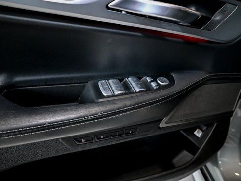 Used 2019 BMW 750i xDrive w/ M Sport Package AWD/4WD image 17