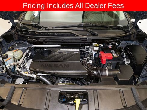 Certified 2025 Nissan Rogue SV FWD image 19