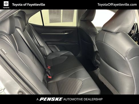 Used 2023 Toyota Camry SE FWD image 6