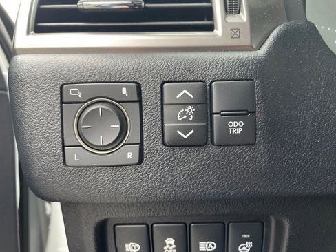 Used 2023 Lexus GX 460 Premium w/ Premium Plus Package AWD/4WD image 25