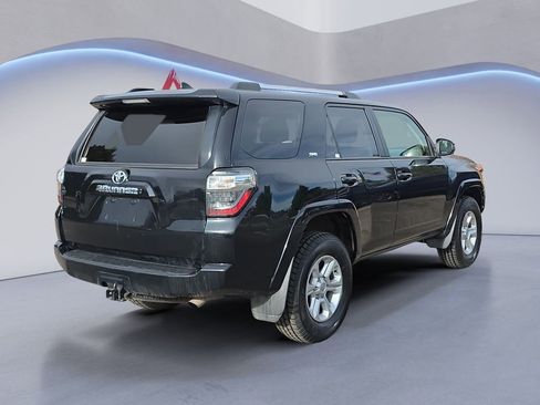 Used 2024 Toyota 4Runner SR5 image 5