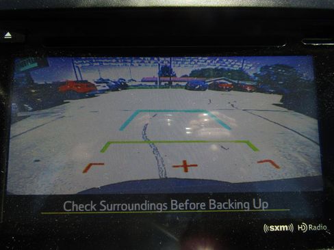 Used 2018 Subaru Forester 2.5i Touring AWD/4WD image 19