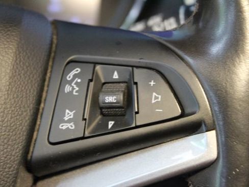 Used 2019 Chevrolet Trax LT w/ LT Convenience Package FWD image 21