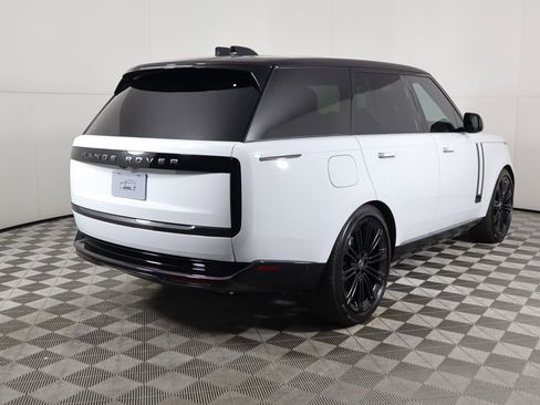 New 2025 Land Rover Range Rover SE AWD/4WD image 5