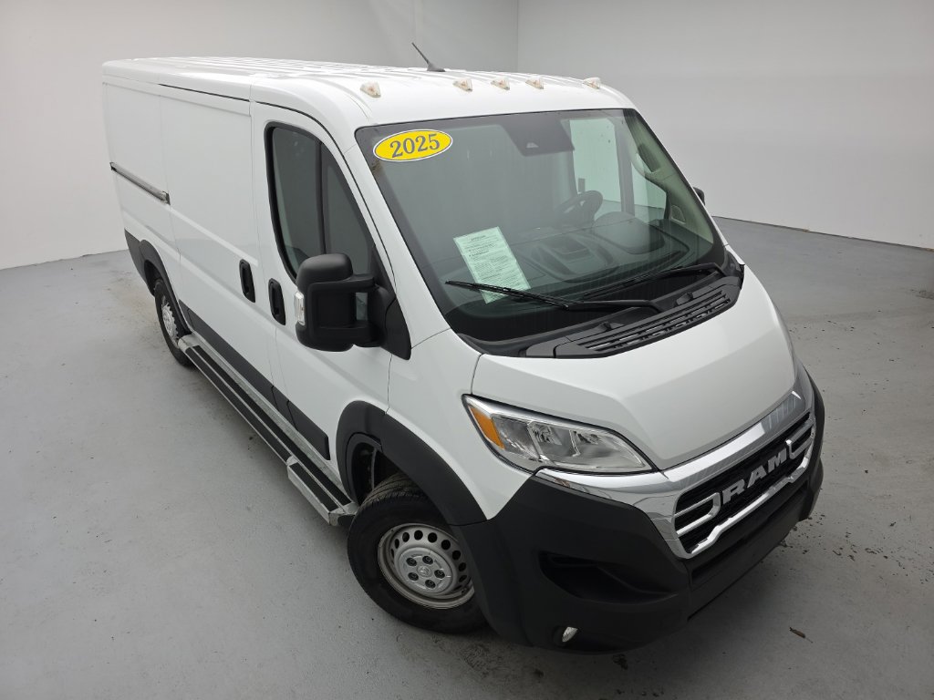 Used 2025 RAM ProMaster 2500 w/ U-Haul Equipment Group FWD image 2