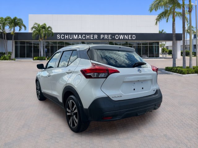 Used 2019 Nissan Kicks SV FWD image 5