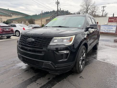 Used 2018 Ford Explorer Sport w/ Equipment Group 401A image 4