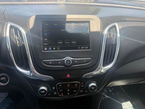 Used 2019 Chevrolet Equinox LT FWD image 11
