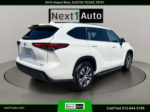 Used 2020 Toyota Highlander XLE FWD image 9