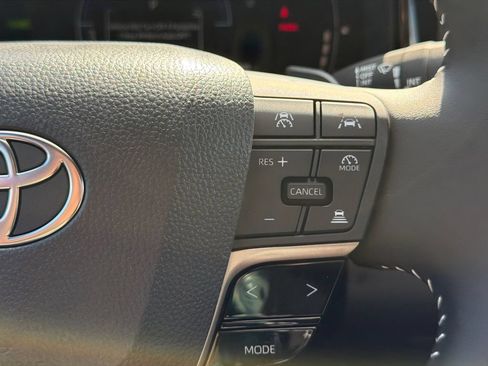 New 2026 Toyota Camry SE w/ Convenience Package FWD image 31