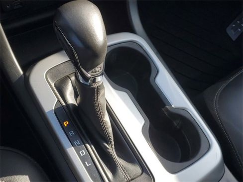 Certified 2022 Chevrolet Colorado ZR2 w/ ZR2 Dusk Special Edition image 27