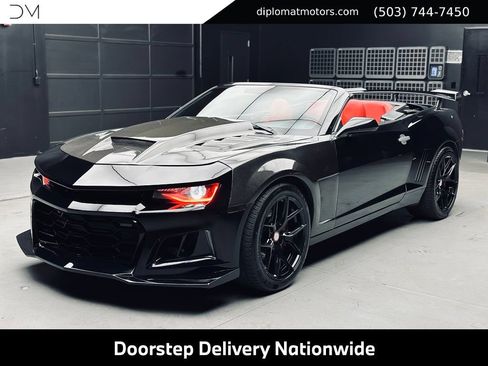 Used 2014 Chevrolet Camaro SS w/ RS Package RWD image 1