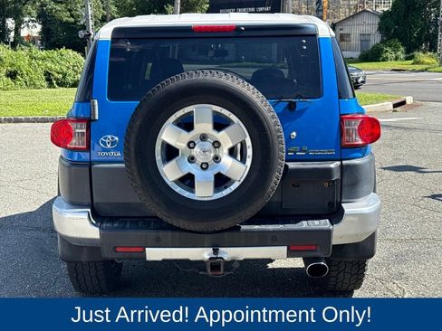Used 2007 Toyota FJ Cruiser 4WD w/ Upgrade Pkg 2 image 6