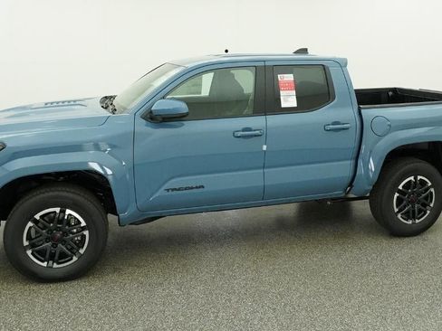 New 2026 Toyota Tacoma TRD Sport AWD/4WD image 2
