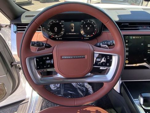 New 2025 Land Rover Range Rover SV AWD/4WD image 8