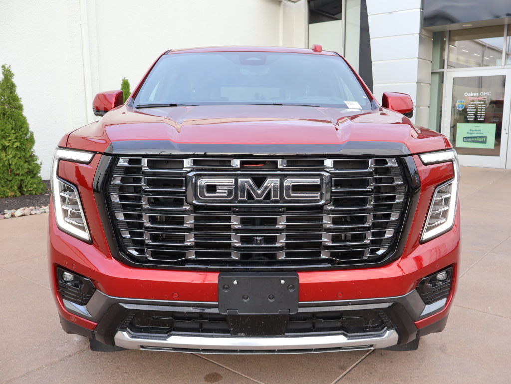 Certified 2026 GMC Yukon Denali Ultimate AWD/4WD image 2