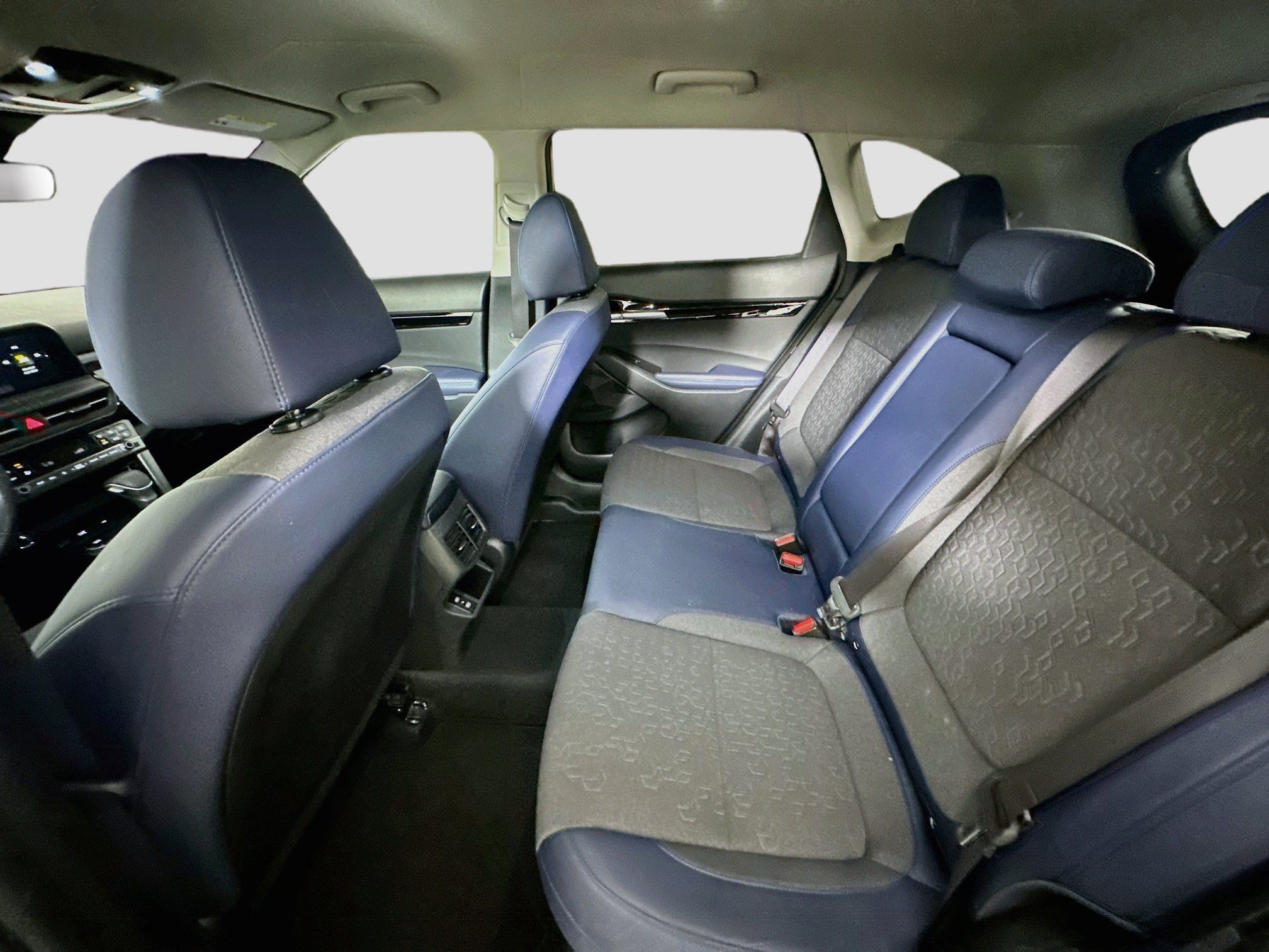 Used 2024 Kia Seltos S FWD image 27