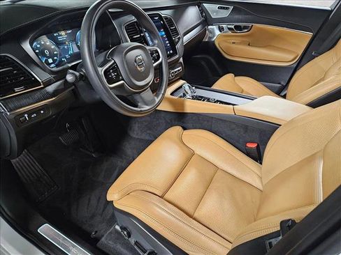 Used 2021 Volvo XC90 T8 Inscription w/ Advanced Package image 10