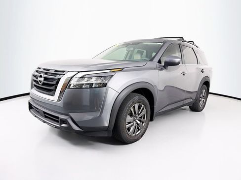 Used 2022 Nissan Pathfinder SV w/ Cargo Package AWD/4WD image 3